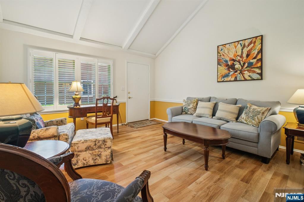 36-4 Tamaron Drive