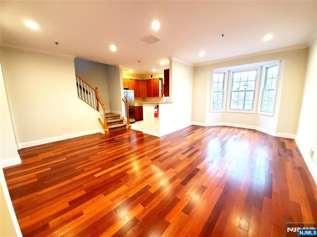 67 Birch Street 310