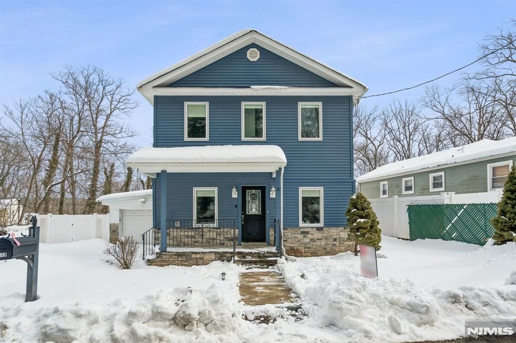 Photo of 13 Roger Avenue, Wanaque, NJ 07420 (MLS # 26005698)