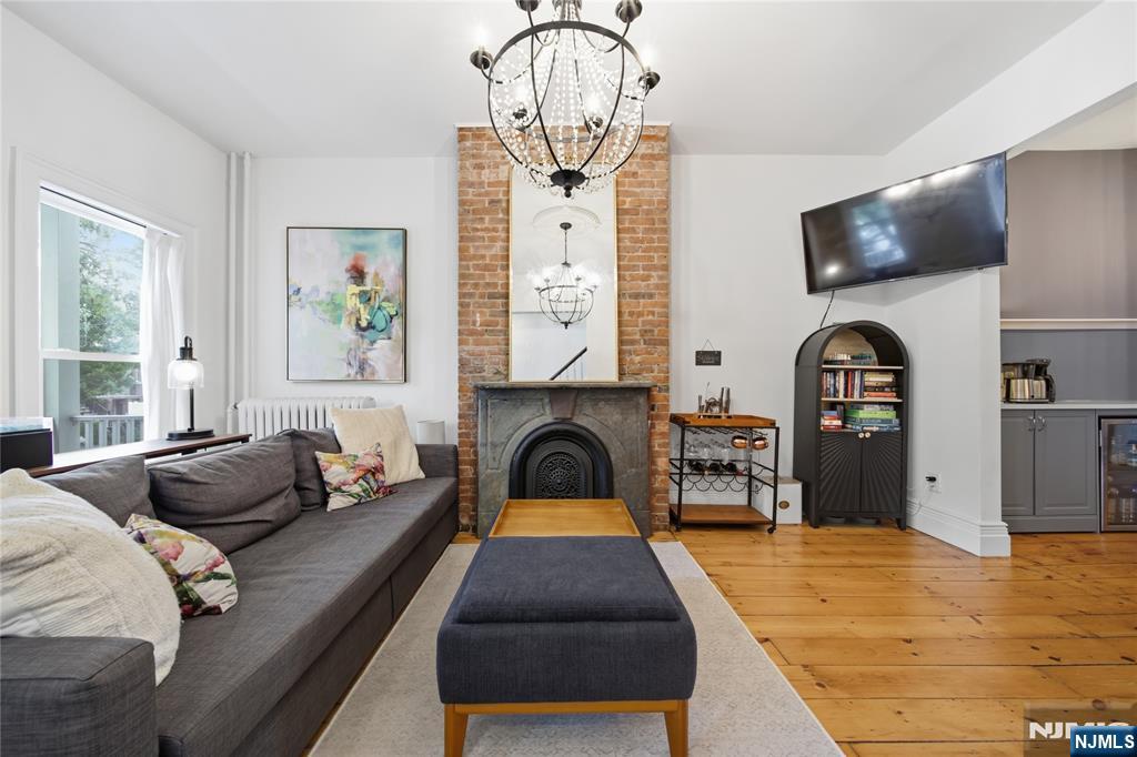 22 Laidlaw Avenue