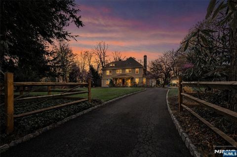 Photo of 128 Westervelt Avenue, Tenafly, NJ 07670 (MLS # 26016788)