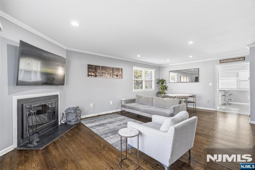 575 Grove Street F-1