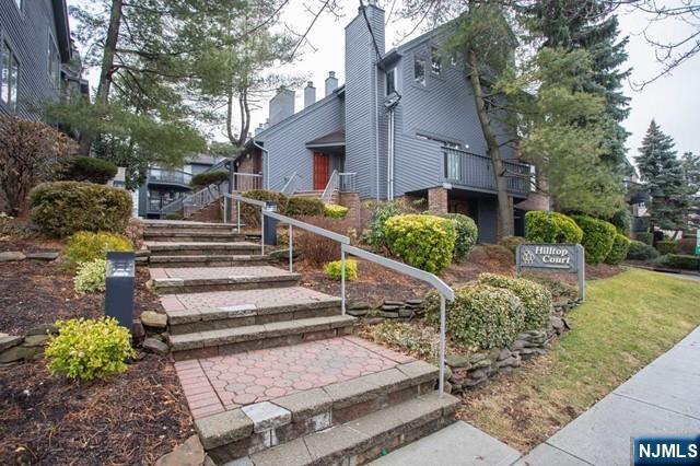 1566 Anderson Avenue M, Fort Lee, New Jersey - 1 Bedrooms  
1 Bathrooms - 