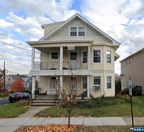 Photo of 60 Prospect Terrace, East Rutherford, NJ 07073 (MLS # 25039445)