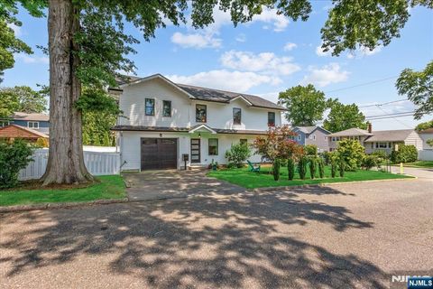 21 Briarcliffe Road Bergenfield NJ 07621