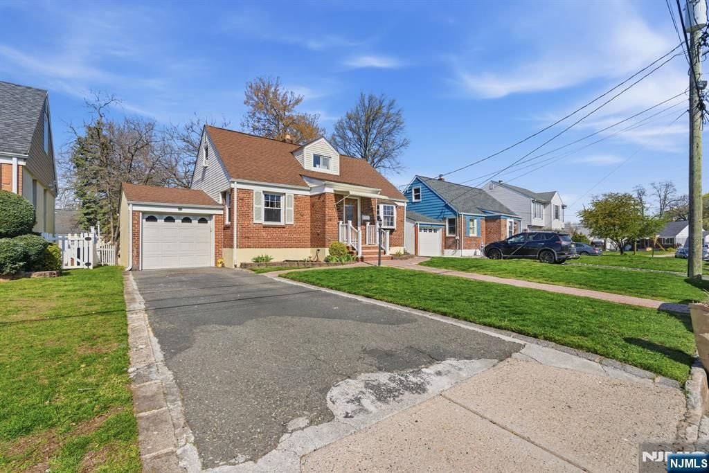 Photo of 201 Floyd Street, Belleville, NJ 07109 (MLS # 26012516)