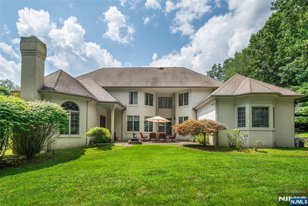 10 Corrigan Way