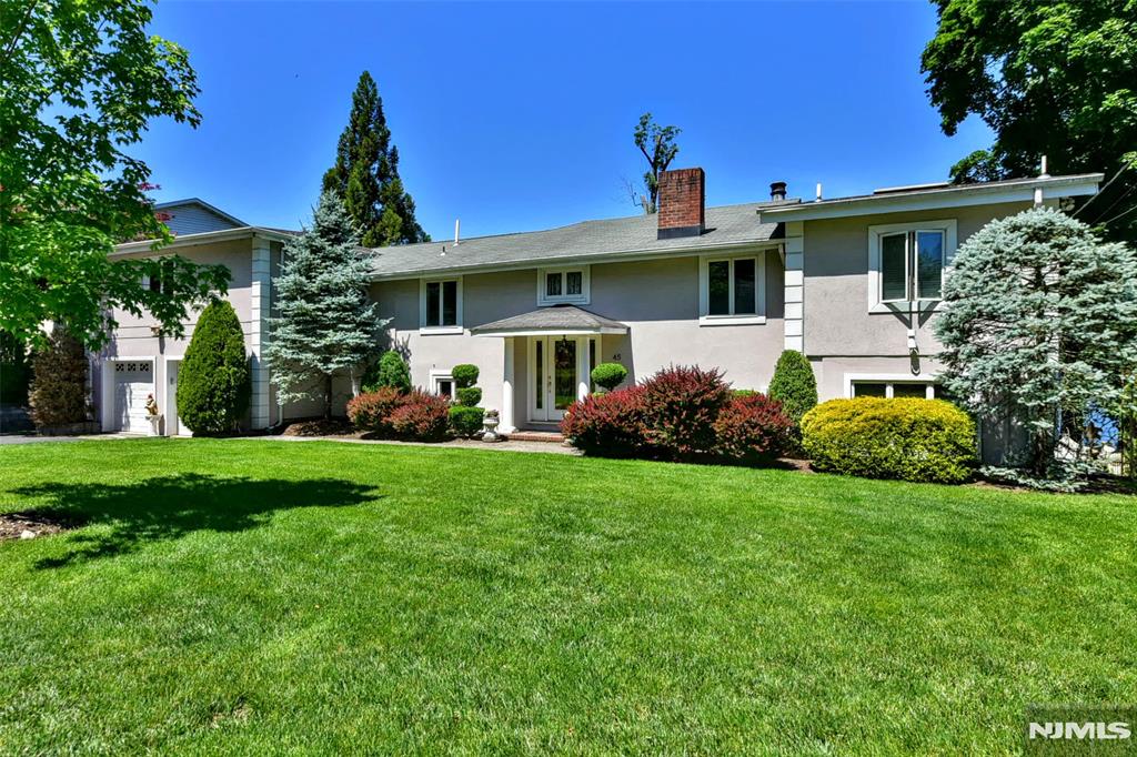 45 Lake Shore