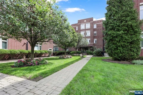 Photo of 4422 Riverview Avenue #422, Englewood, NJ 07631 (MLS # 26034446)