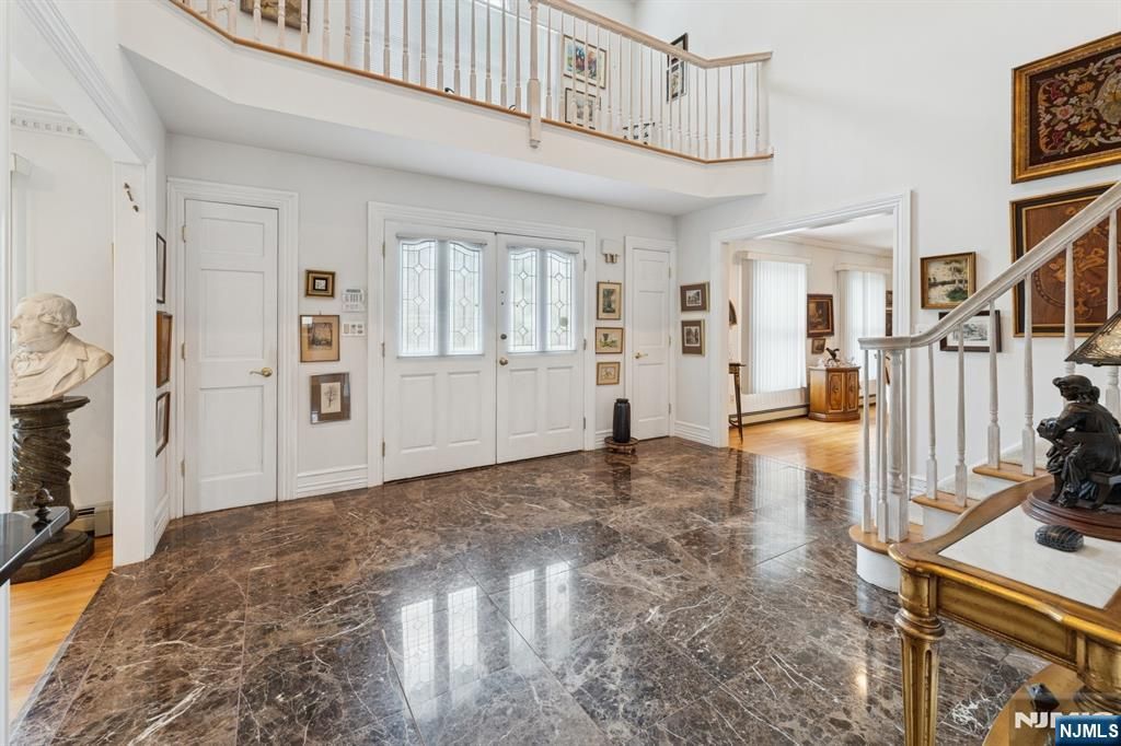 Photo of 2 W Gate Road, Saddle River, NJ 07458 (MLS # 25012877)