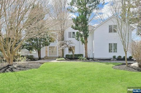 33 Corrigan Way Old Tappan NJ 07675