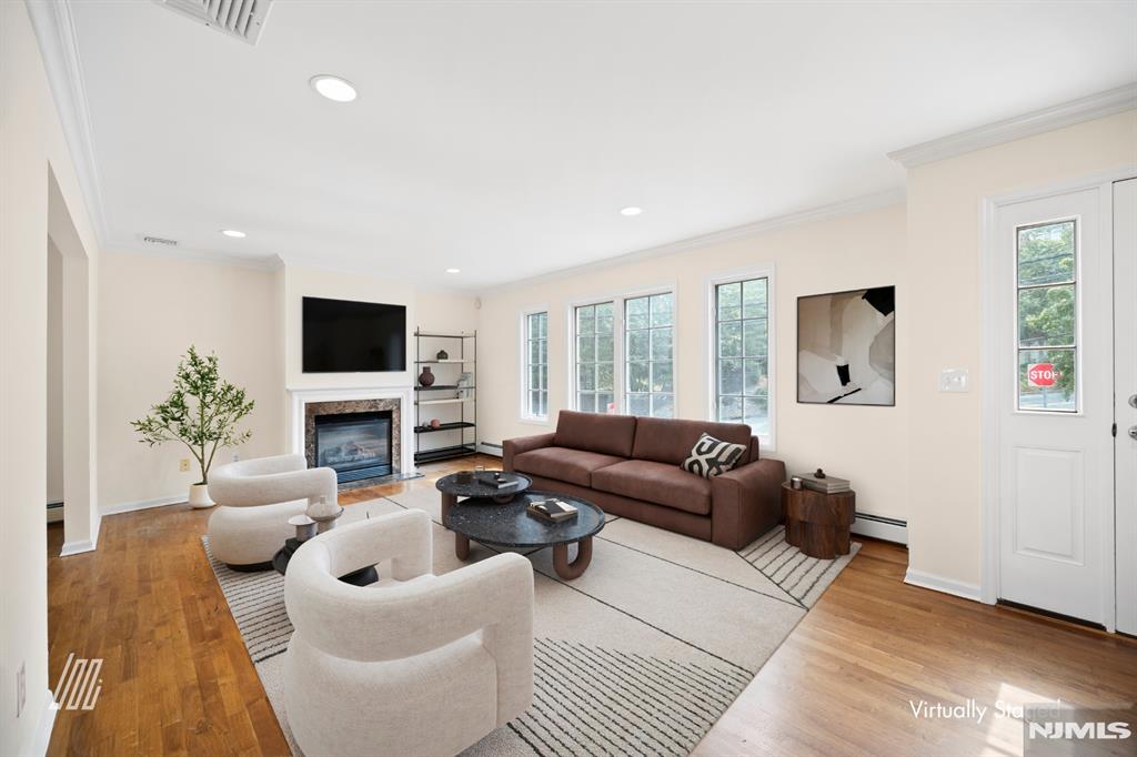 2 Kathleen Court