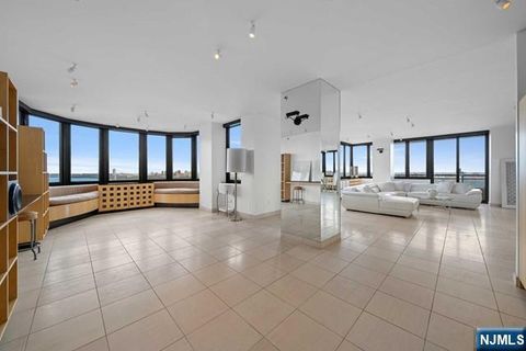 100 Carlyle Drive 16JK-N Cliffside Park NJ 07010