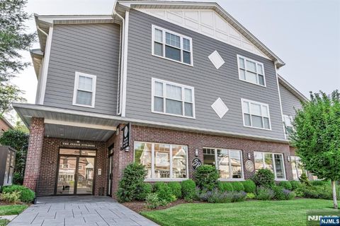 Photo of 599 Franklin Ave #7, Nutley, NJ 07110 (MLS # 26021672)
