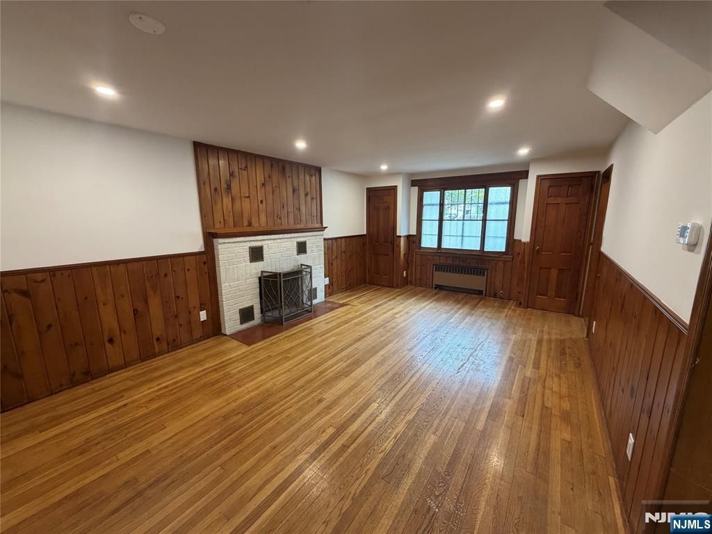 Photo of 323 Bridge Plaza, Fort Lee, NJ 07024 (MLS # 26017585)