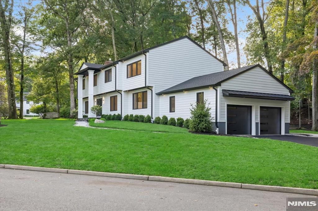 15 Green Way