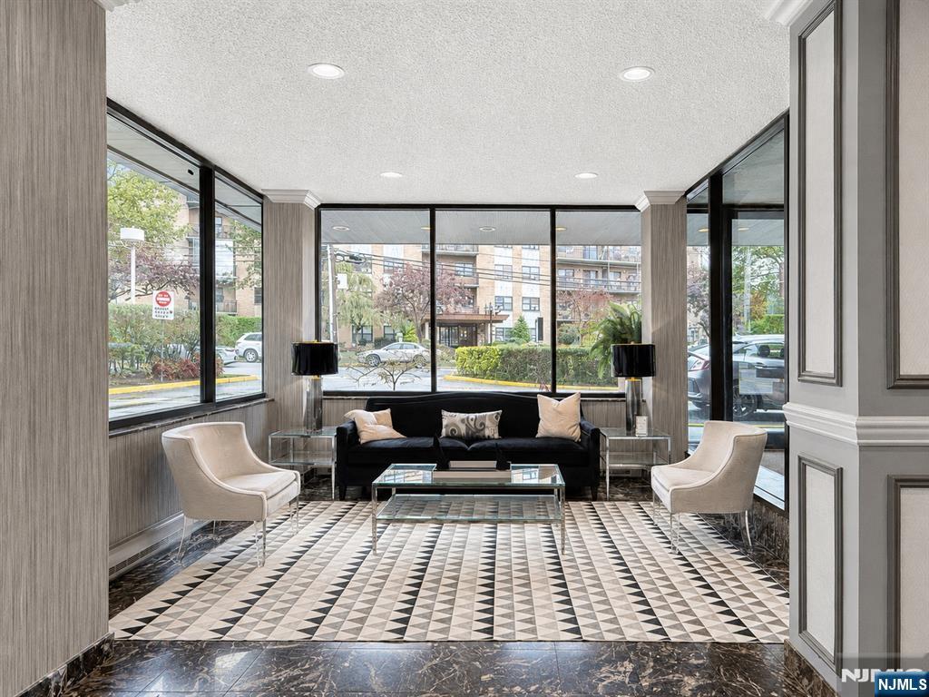 344 Prospect Avenue 4H