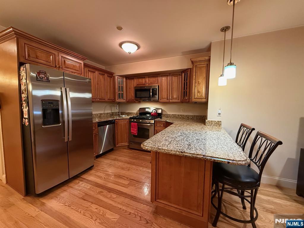 124 68th Street 204