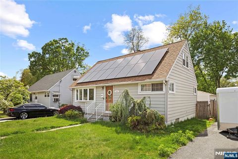 186 10th Avenue, Hawthorne, NJ 07506 - MLS#: 25015257