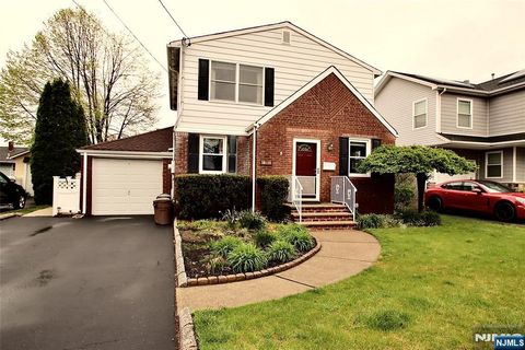 18-15 Ellis Avenue, Fair Lawn, NJ 07410 - MLS#: 25013685