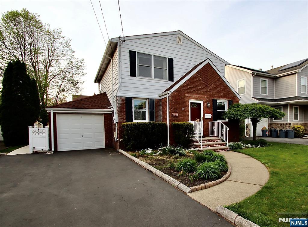 Property for Sale at 1815 Ellis Avenue, Fair Lawn, New Jersey - Bedrooms: 4 
Bathrooms: 2 
Rooms: 8  - $699,900