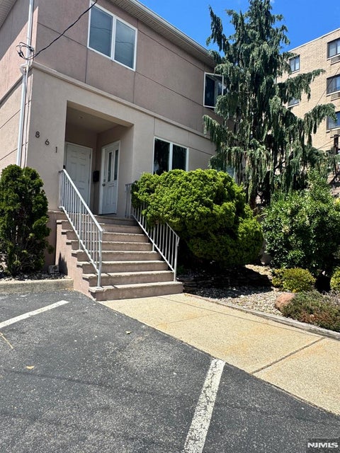 Photo of 861 Main Street #1, Hackensack, NJ 07601 (MLS # 26023289)