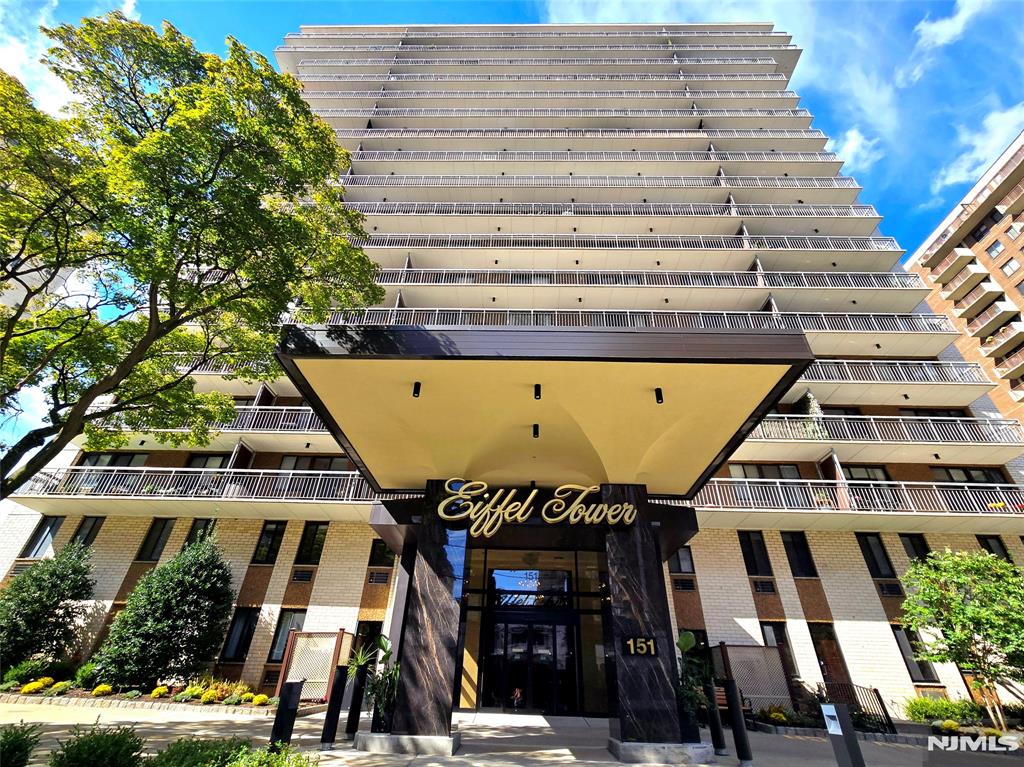 Homes for Sale in Northern NJ | ThisIsRiverEdge.com 151 Prospect Avenue 16D