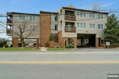 Photo of 779 Riverside Avenue #104, Lyndhurst, NJ 07071 (MLS # 26009271)