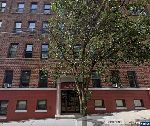 331 79th Street 33 North Bergen NJ 07047