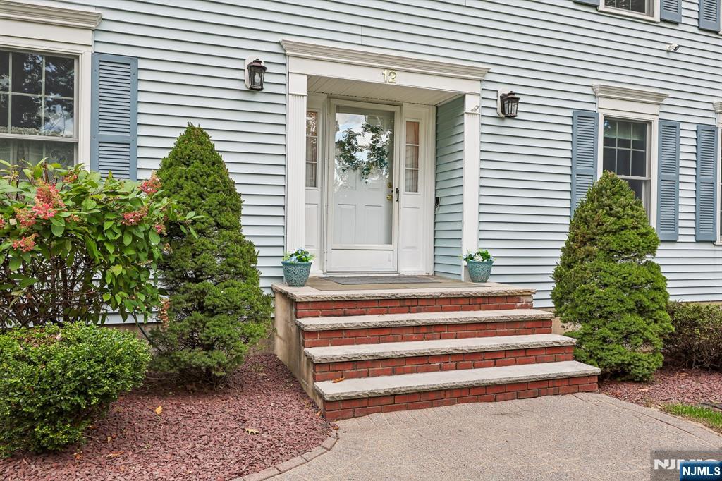 12 Hemlock Lane