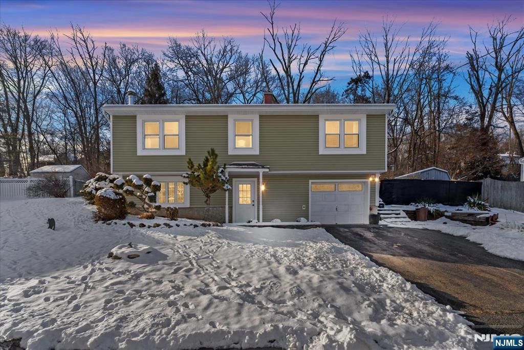 Photo of 78 Red Twig Trail, Bloomingdale, NJ 07403 (MLS # 26002697)