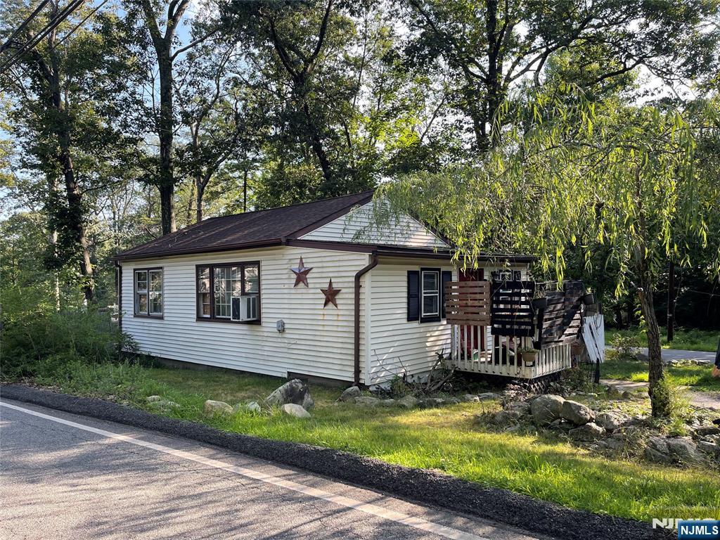 2 Lincoln Trail