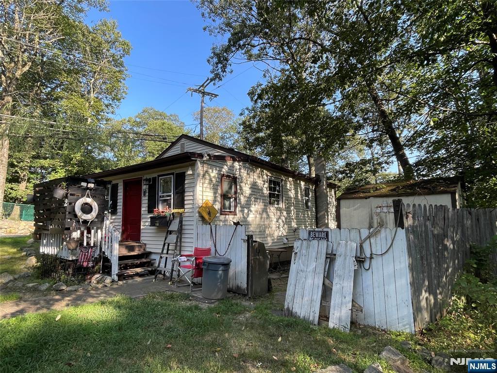 2 Lincoln Trail
