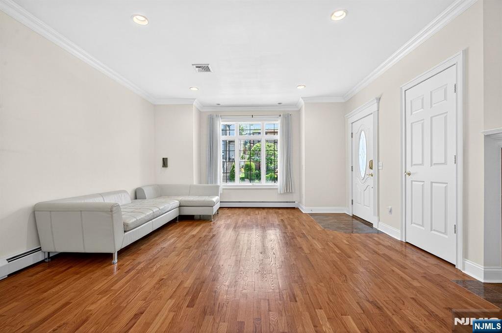 445 7th Street A
