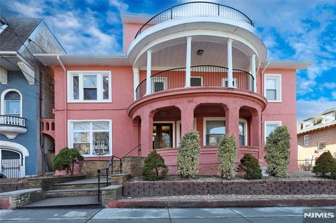 720 Boulevard East Unit 2E, Weehawken, NJ 07086 - MLS#: 25000628