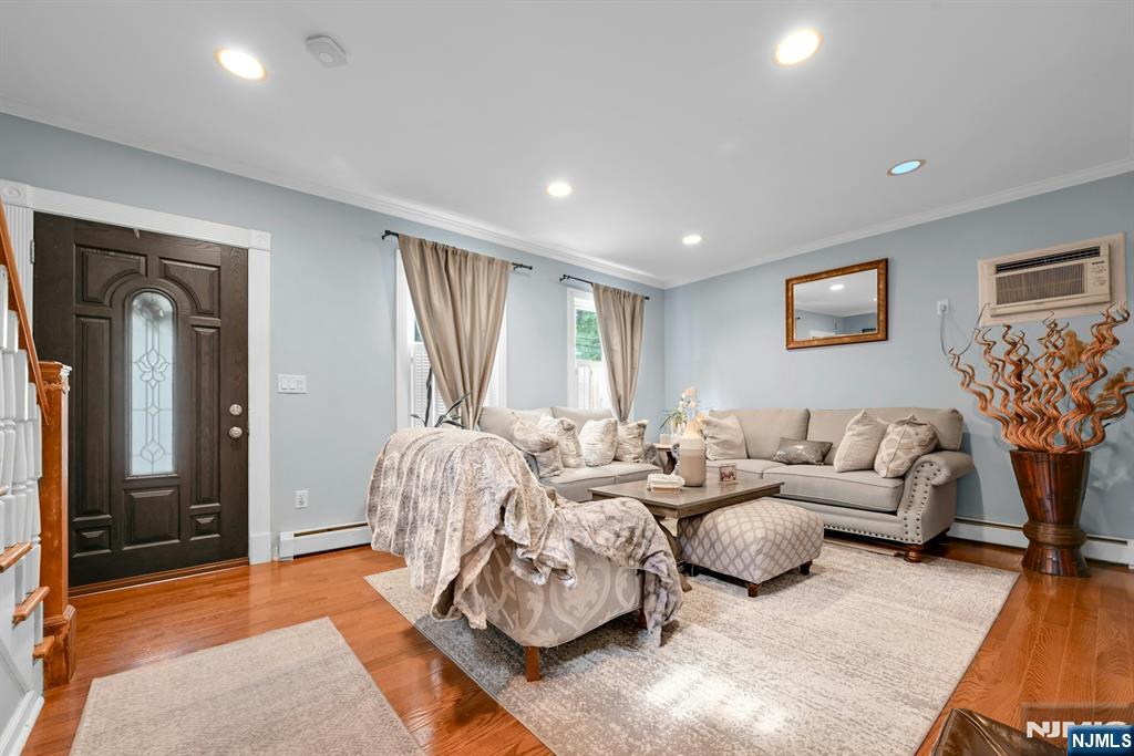 132 Pleasant Avenue