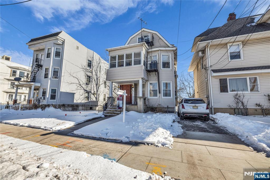 608 Washington Avenue