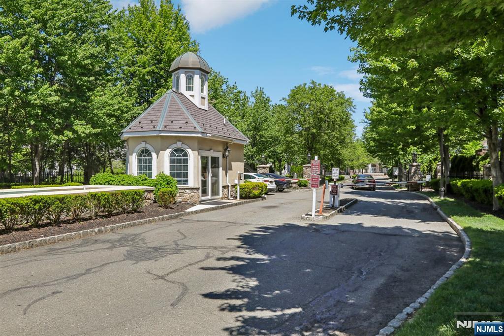 22 Devonshire Drive 128