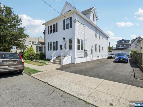 Photo of 115 Wallington Ave, Wallington, NJ 07057 (MLS # 25043723)