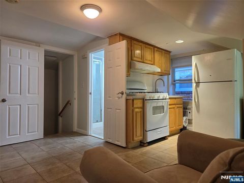 Photo of 509 Saint Pauls Ave #Second Floor, Cliffside Park, NJ 07010 (MLS # 26013925)