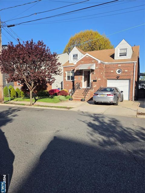 Photo of 509 Saint Pauls Ave #Second Floor, Cliffside Park, NJ 07010 (MLS # 26013925)