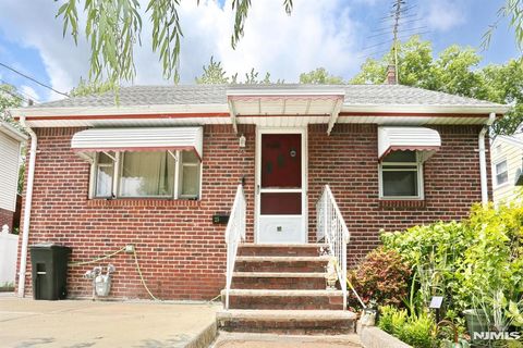 25 Marion Avenue Rochelle Park NJ 07662