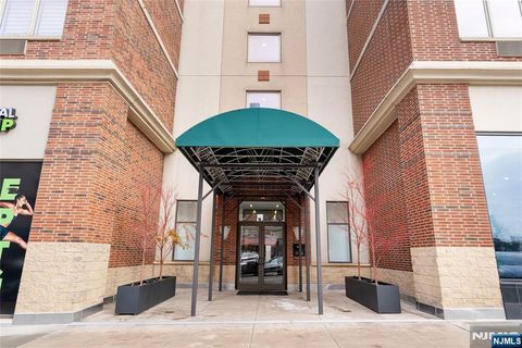 2201 City Place Edgewater NJ 07020