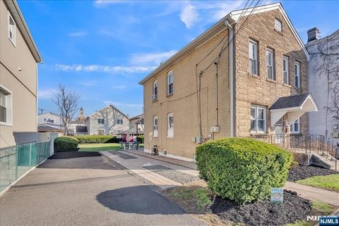 10 Irving Place Garfield NJ 07026