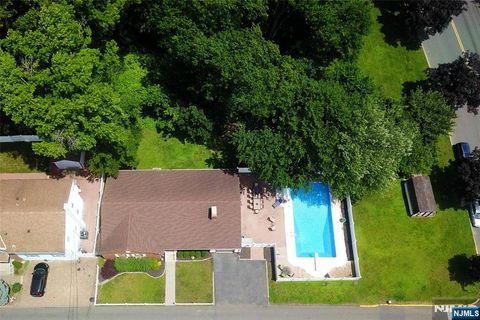 76 Central Lane Secaucus NJ 07094