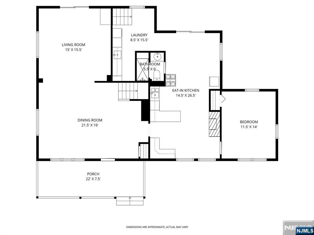 Main image without alt text