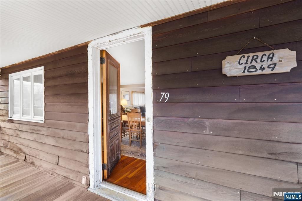 Photo of 79 Fairfield Avenue, West Caldwell, NJ 07006 (MLS # 26001045)