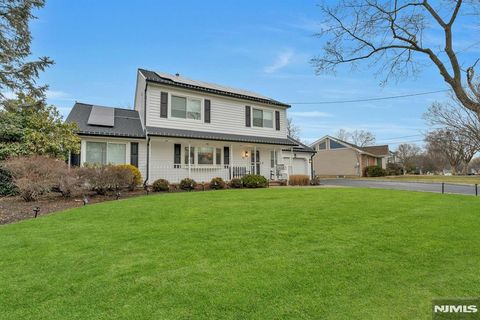 111 Crain Road Paramus NJ 07652