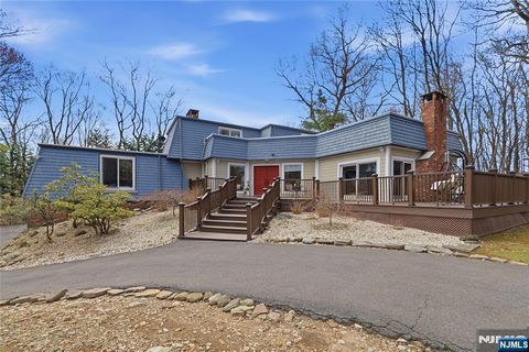 Photo of 947 Franklin Lake Road, Franklin Lakes, NJ 07417 (MLS # 26011767)