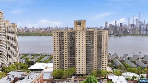 Photo of 6600 JFK Blvd E BLVD, West New York, NJ 07093 (MLS # 26028456)